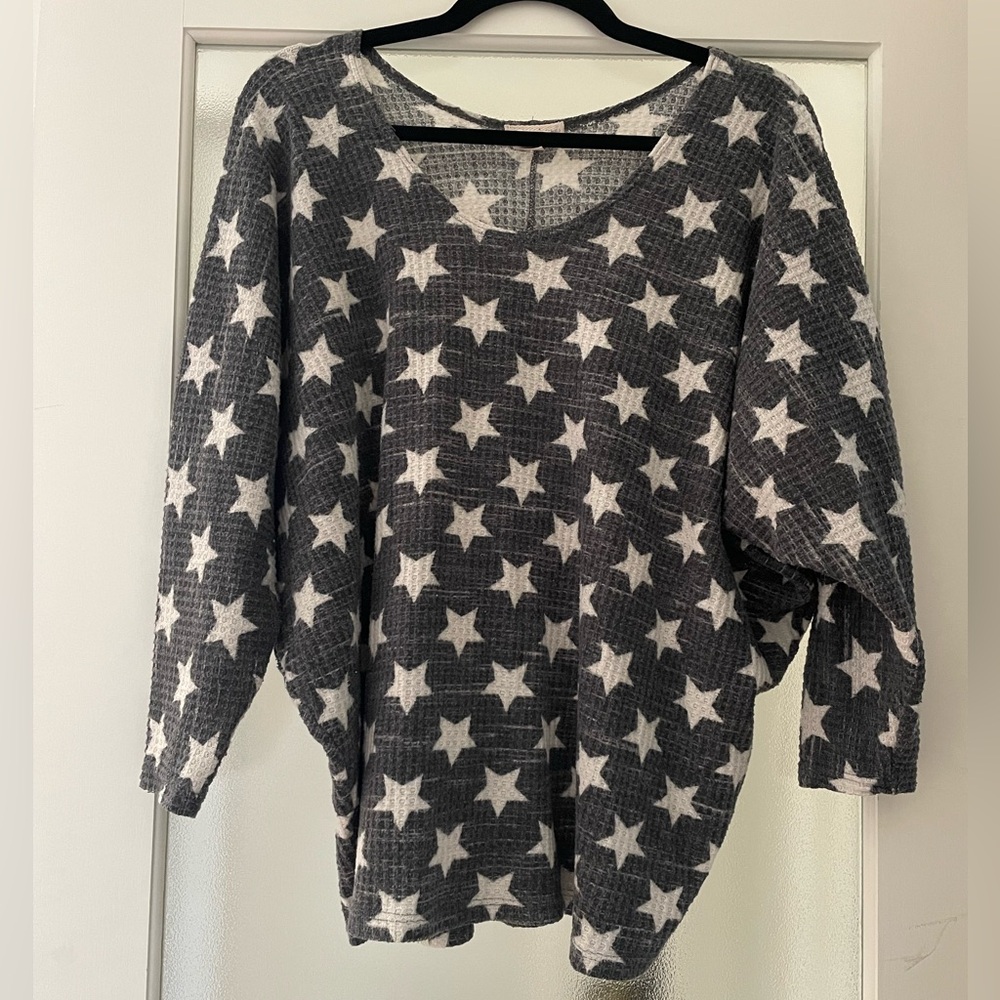 Chic Starry Knit Top